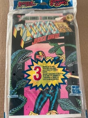 Super Starz Super Comix Polybagged Comic 3-Pack 2000 AD Judge Dredd Swords